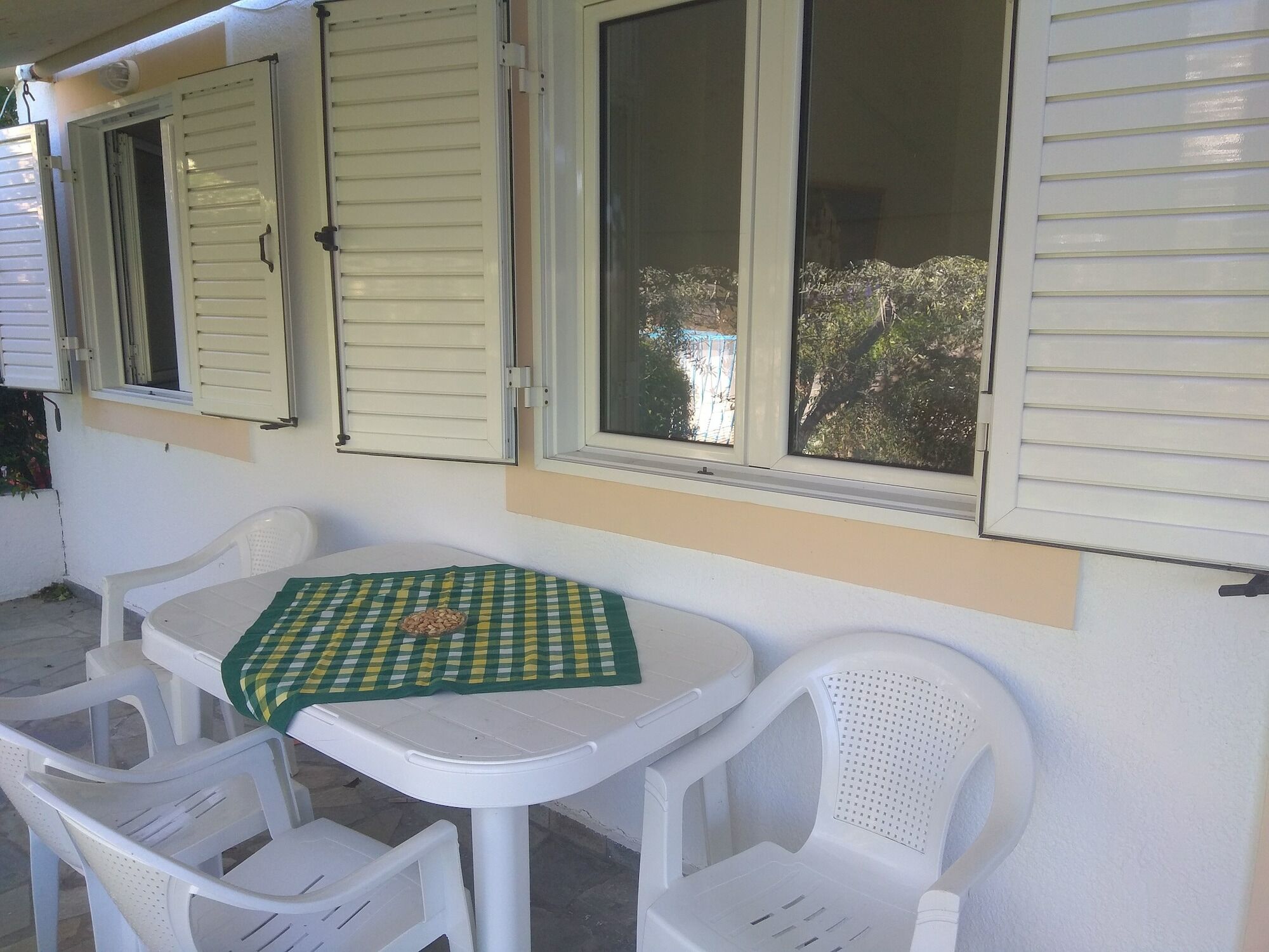 Roula'S Rooms Aegina Exterior photo